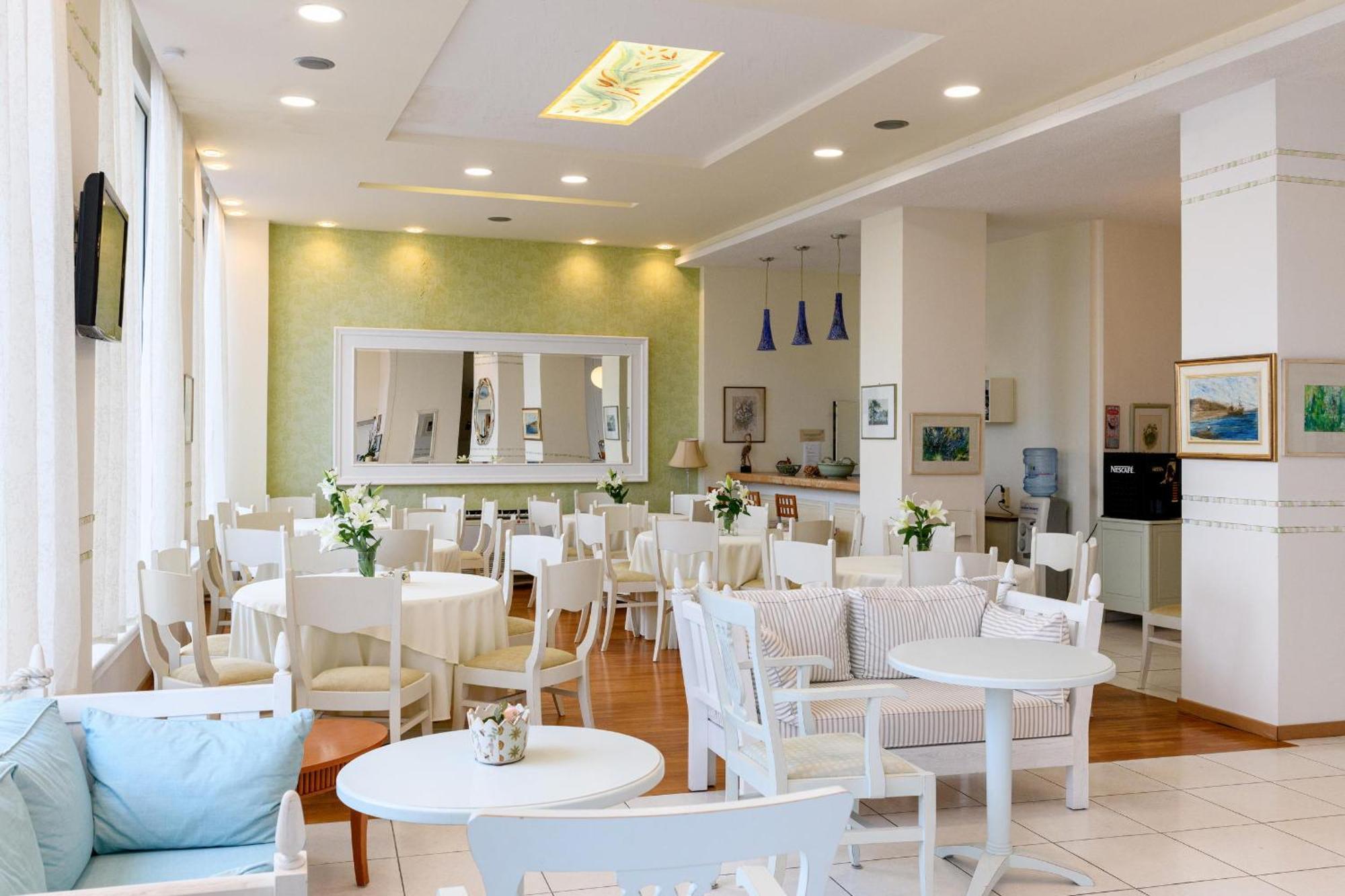 Hotel Timoleon Limenas (Thasos) Exterior foto